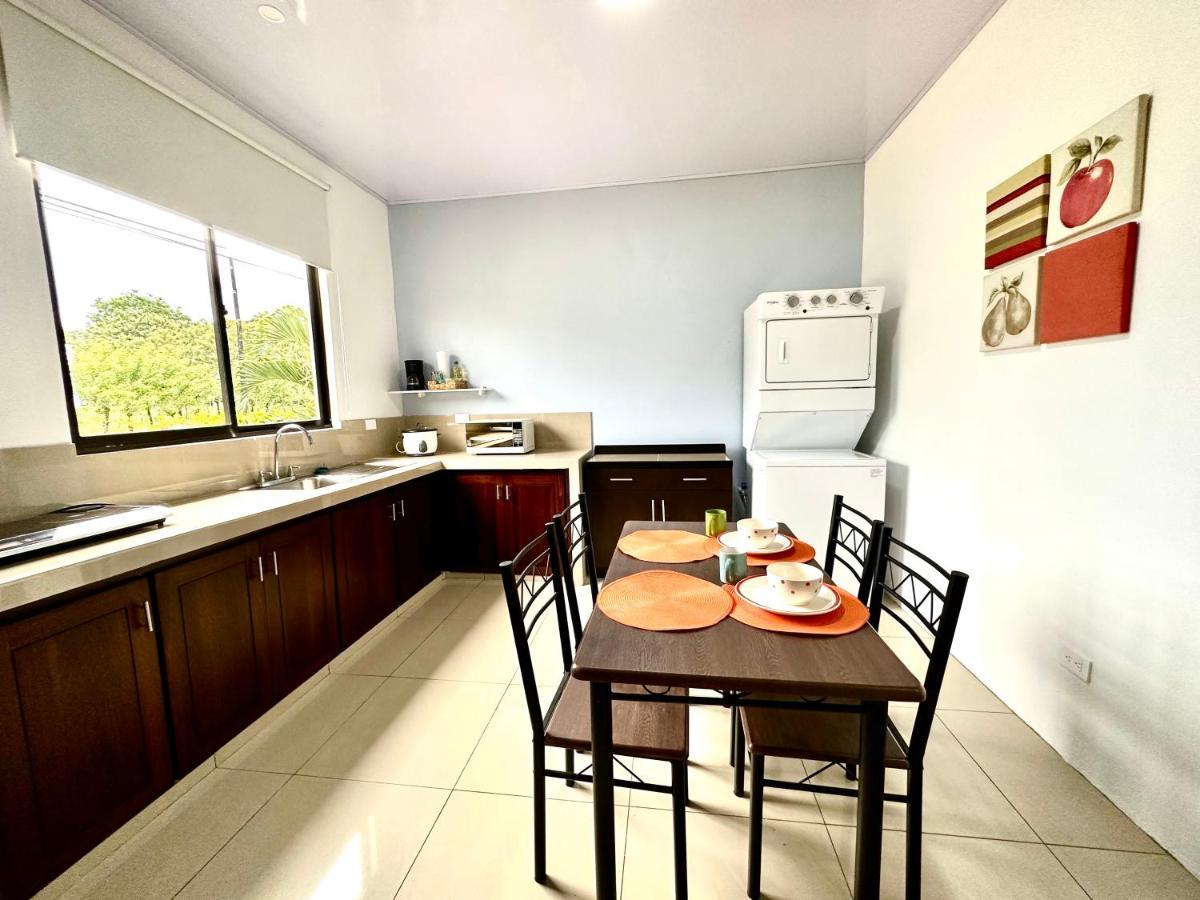 La Fortuna Oasis Arenal Villa Downtown Arenal Volcano View מראה חיצוני תמונה